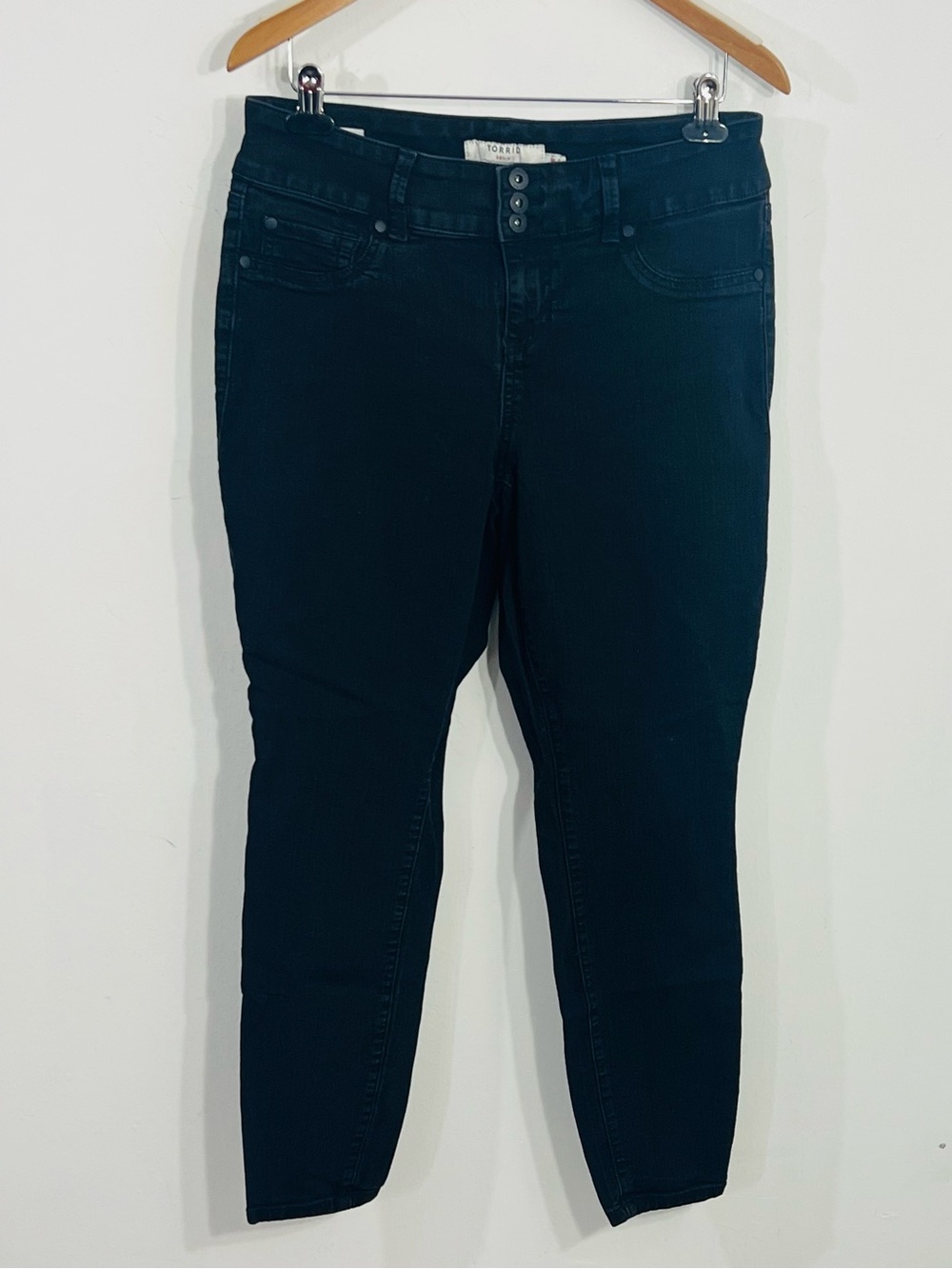 Torrid Denim First At Fit Black Jegging Leggings Double Button Mid Rise Size 14